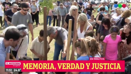 Rosario conmemora el Día de la Memoria por la Verdad y la Justicia con una marcha al Monumento