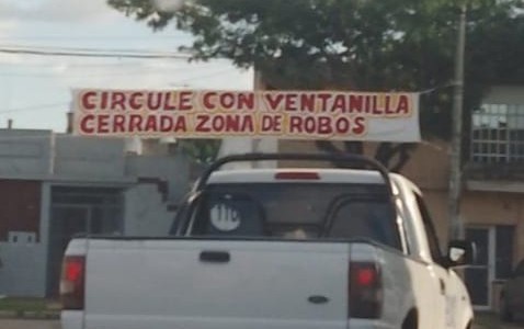 Barrios en alerta: “Circule con ventanilla cerrada, zona de robos”