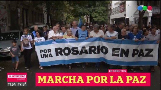 Más seguridad y menos violencia: miles de rosarinos marcharon por la paz