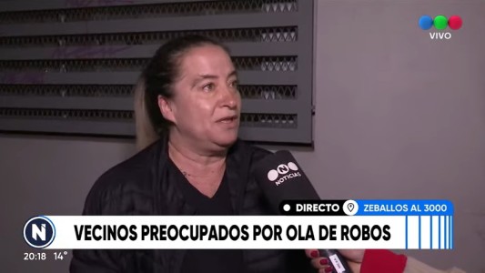 Entró a comprar a un comercio y en un minuto le robaron la moto