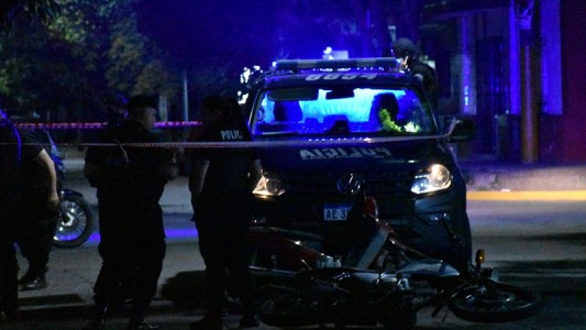 Persecución policial, choque y tragedia con un motociclista muerto