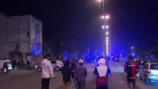 Pelea entre chicas convocó una multitud y movilizó a buena parte de la Policía