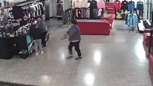 Golpe comando y millonario robo a un local de venta de indumentaria deportiva