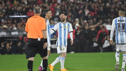 Maxi Rodríguez tuvo su partido homenaje con su amigo Messi como invitado especial