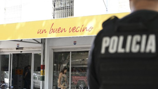 Imputaron a 13 miembros de Los Monos por asesinatos y balacera al comercio del suegro de Messi