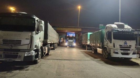 Caos vehicular: más de 200 camiones esperan poder ingresar al Puerto