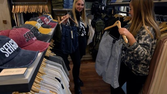 El Sindicato de Empleados de Comercio cerró paritarias con una mejora del 27%