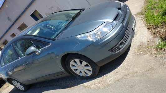 Dramático robo de un auto a punta de pistola y extorsiones