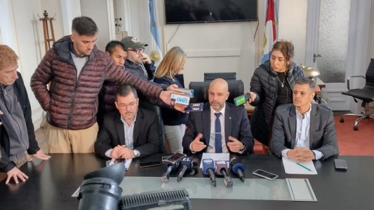 Brilloni dijo que la policía está atenta y en permanente vigilia por la situación social