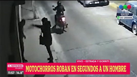 Siguen los robos despiadados de motochorros en los barrios de Rosario