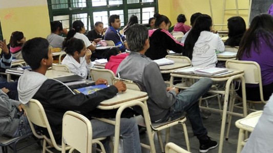Registran un descenso de la deserción escolar en la secundaria