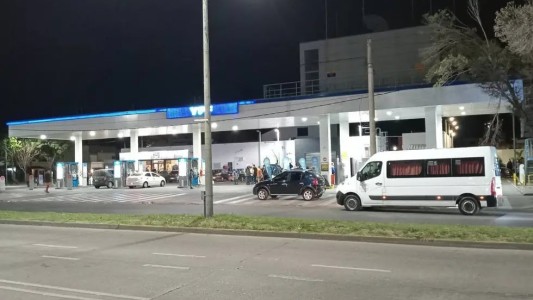 El joven baleado en la YPF sufrió una trombosis y continúa internado