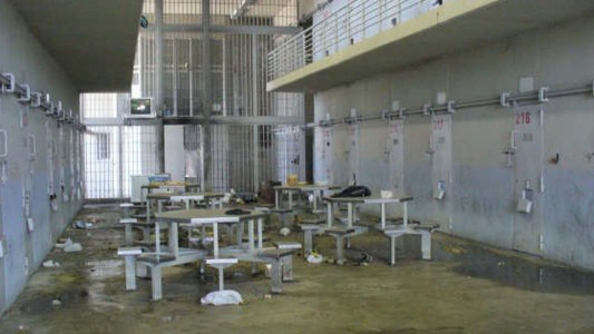 Brutal pelea con facas dejó un muerto y cinco heridos en la cárcel de Piñero