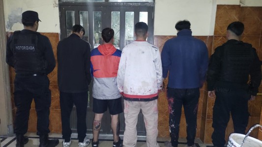 Cuatro nuevos detenidos por pintadas de Newell´s en la vía pública