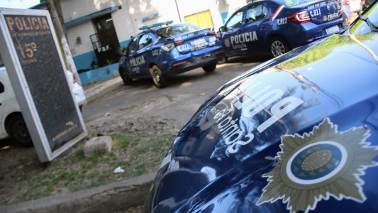 Por disparos contra la Comisaría 15ª, debieron proteger a alumnos de la escuela lindante