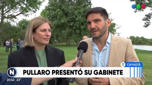 El gobernador electo Pullaro reunió a su futuro gabinete en Cayastá