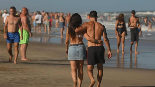 Expectativas en los principales destinos de la Argentina en un fin de semana clave para el turismo