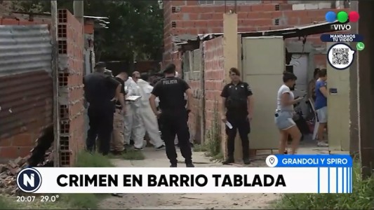 Una mujer asesinada y su pareja gravemente herida en barrio Tablada.
