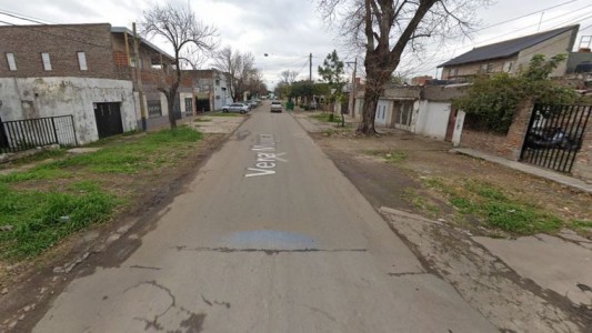 Asesinaron a una pareja en zona sudoeste: buscan al hijo de la mujer