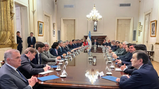 "Es posible ver a la casta revolcarse en la miseria", afirmó Milei tras el reclamo de las provincias