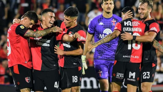 Newell's volvió al triunfo luego de cuatro fechas y hundió a Tigre en la tabla