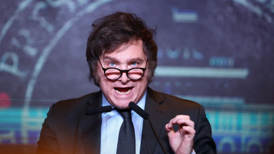 Milei descartó la posibilidad de declarar el estado de sitio en Rosario, pero alertó que no está "dispuesto a ceder ni un milímetro”