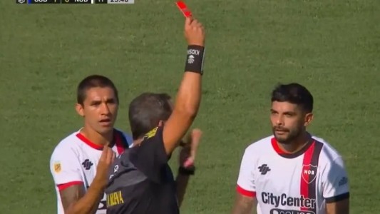 Éver Banega realizó un posteo pidiendo disculpas por su expulsión