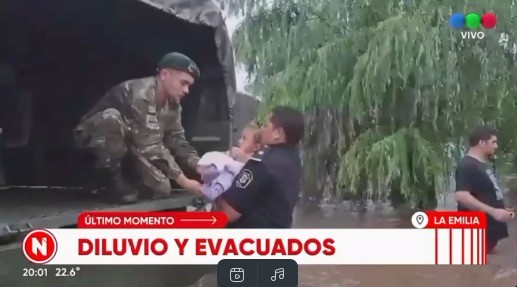 Cayeron 400 mm y hay Evacuaciones en La Emilia