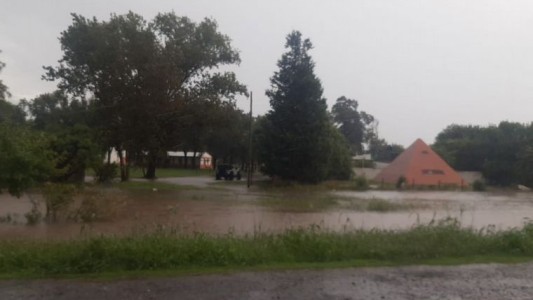 Temporal azota la región: evacuados y desvíos en rutas provinciales