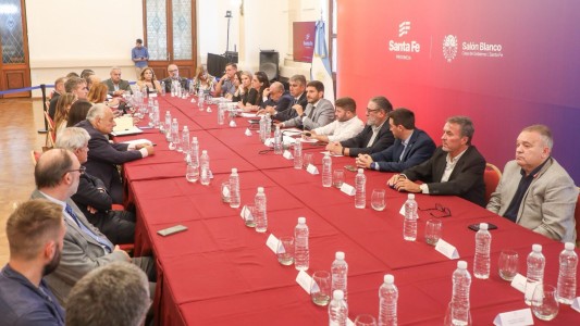 Pullaro ratifica las políticas de seguridad y los controles en las cárceles