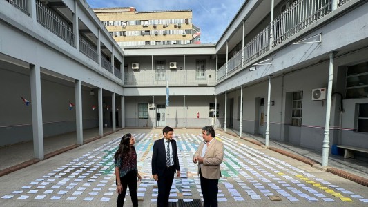 Celulares en cárceles: en 3 meses se incautaron 1800 en la provincia