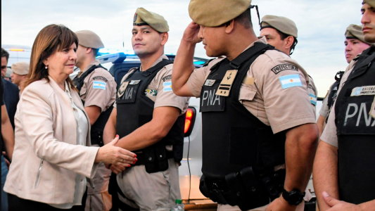 Bullrich avanza con las reformas en seguridad y se diferencia de Villarruel