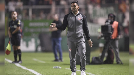 La decisión de Tevez tras la eliminación de Independiente y las críticas de los hinchas en el estadio