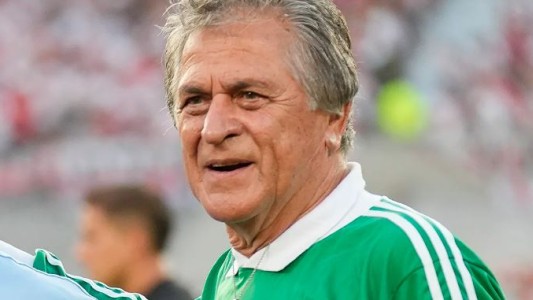 Fillol recuperó la medalla de campeón del mundo que le habían robado