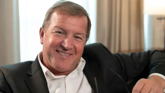 Tras el ascenso a Adorni, Milei le dio rango de ministro a Serenellini