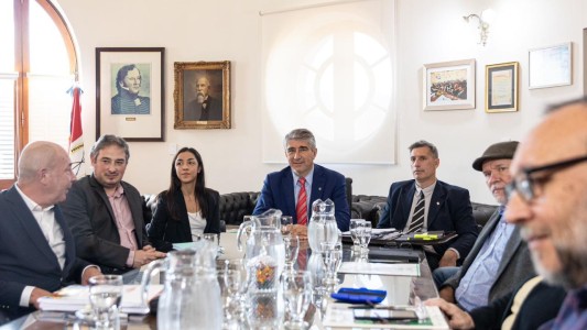 Paritaria Central: Provincia y gremios estatales acordaron pasar a un cuarto intermedio