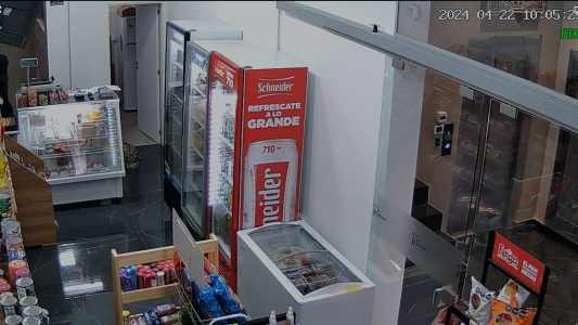 Eso no se hace:  Fue a robar con su hijo de 10 años a un kiosco