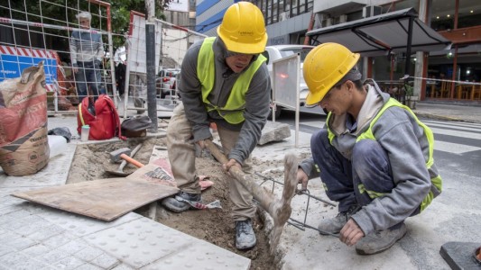 Avanza la reconstrucción de veredas en el centro rosarino
