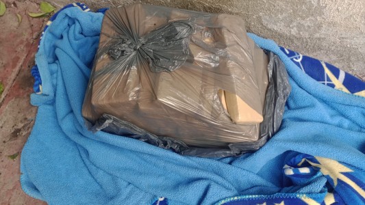 Atraparon a ladrón de moto con drogas en operativo policial