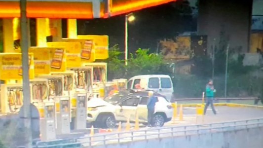Tras salir campeón, un futbolista de Estudiantes chocó un surtidor en una estación de servicio