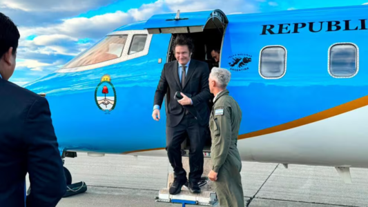 Diputados radicales denunciaron a Milei y al secetario de culto por los gastos de su viaje a España