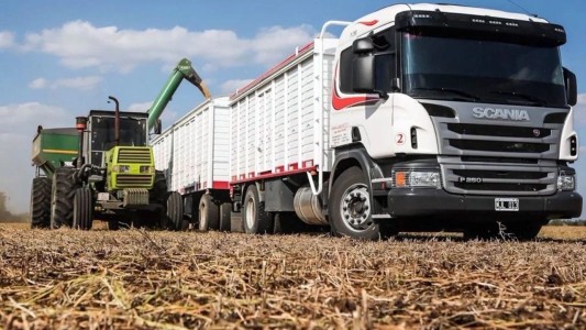 Operativo cosecha gruesa: miles de camiones de transporte de granos registrados