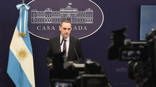 Cristina Kirchner cruzó a Adorni: "Hay gente que habla solo porque el aire es gratis"