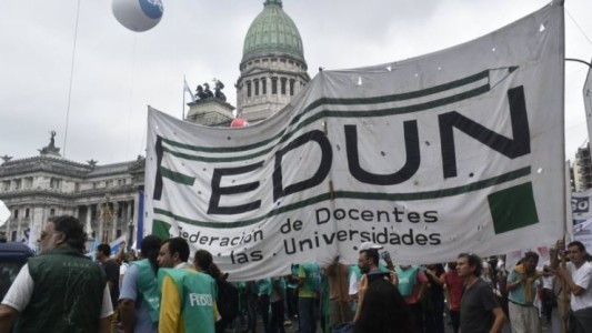 La Federación de Docentes de las Universidades anunció un nuevo paro de 48 horas en reclamo por la caída del salario