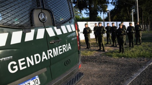 Tenían 20 kilos de cocaína en el tanque de combustible del auto y fueron detenidos
