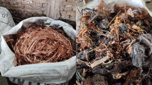 Hasta la fecha, la provincia ha confiscado 400 toneladas de cobre en operativos realizados en chatarrerías ilegales