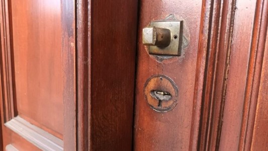 El jueves es el día q ue más cables se roban y los domingos se sustraen picaportes