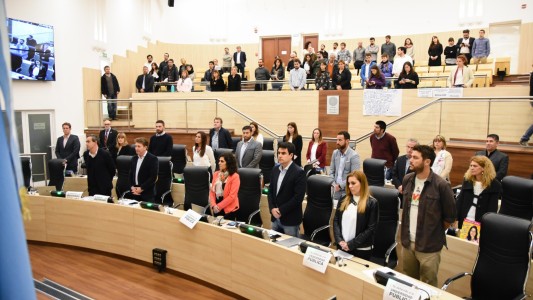 Se aprobó la Ficha Limpia para funcionarios jerárquicos