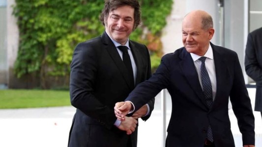 Milei se reunió con el canciller alemán Olaf Scholz durante su gira en Europa