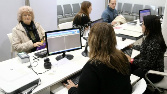Los trámites de DNI y pasaporte requerirán turno previo